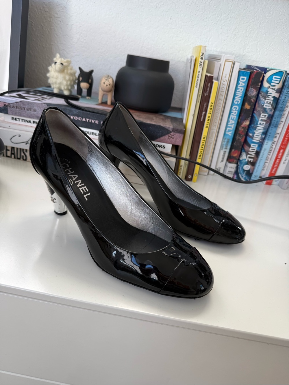 CHANEL Black Patent Leather Mid-Heel Pumps with Silver Heel Detail 39